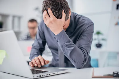 Burnout, come proteggere la salute mentale dei lavoratori