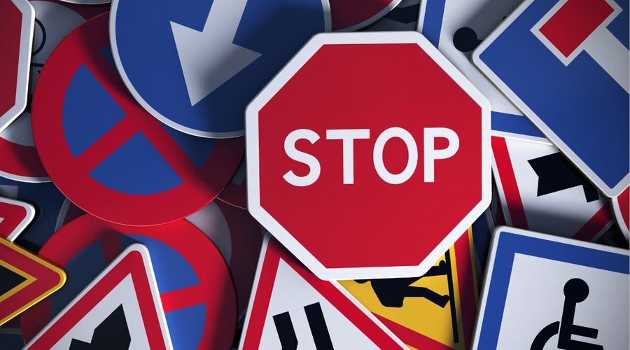 Guida Completa ai Segnali Stradali per la Sicurezza Stradale