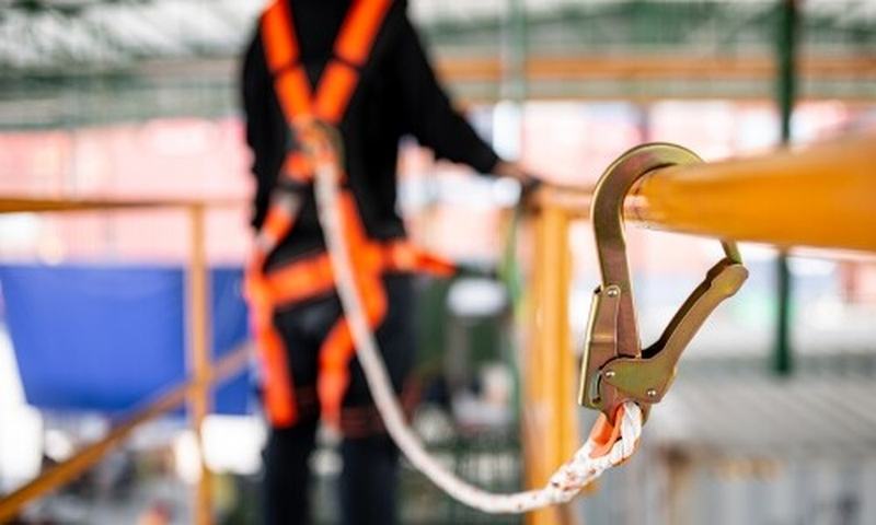 Lavori in quota: perché effettuare l’aggiornamento del corso?