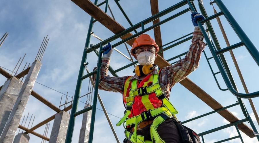 Corso Lavori in Quota e DPI Terza Categoria: Requisiti, Idoneità e Abilitazione