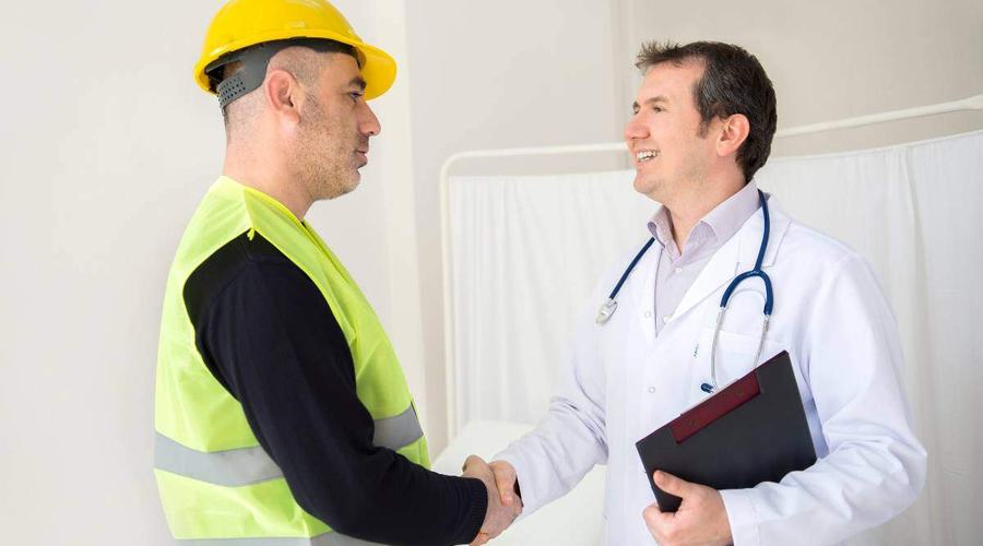 Il ruolo del medico competente nelle aziende: un pilastro per la sorveglianza sanitaria